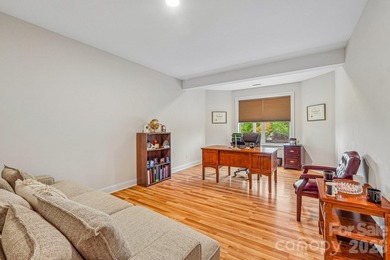 Price Reduced! Discover the perfect blend of comfort, elegance - photo 38