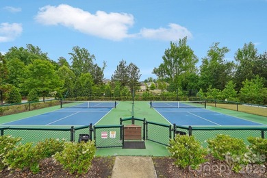 Price Reduced! Discover the perfect blend of comfort, elegance - photo 48