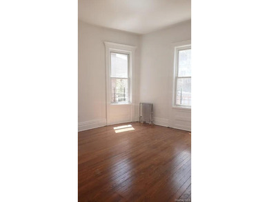Turnkey 3-unit multifamily in Van Nest, two blocks from the 2 & - photo 7
