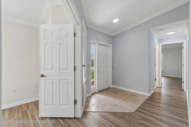 ''Like-New'' Home - Total Up-Date! Everything is new or Freshly - photo 4