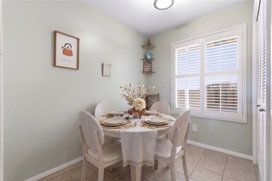 Picture your mornings starting in the custom updated kitchen - photo 5