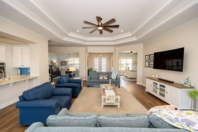 *** JUST RECENTLY REDUCED***Resort-style living with direct - photo 18