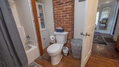 Adorable, updated & perfectly located, welcome to one of - photo 18
