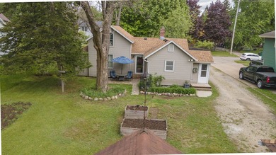 Adorable, updated & perfectly located, welcome to one of - photo 28