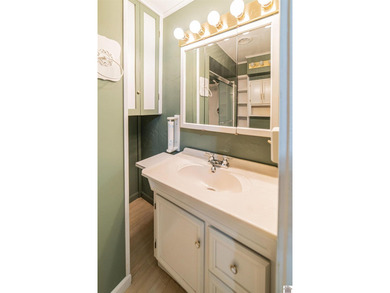 72 Hour Sale! Ends Sunday, June 21st! Motivated Seller. Discover - photo 28