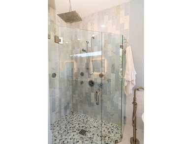 *** JUST RECENTLY REDUCED***Resort-style living with direct - photo 44