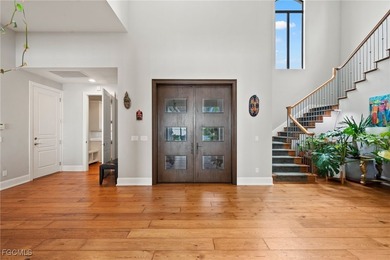 LUXURY RIVERFRONT LIVING. Custom Carlton-Naumann 6,394 Sq. ft - photo 45
