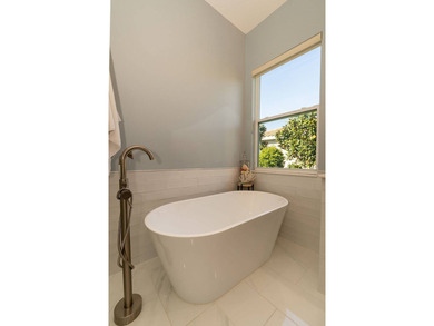 *** JUST RECENTLY REDUCED***Resort-style living with direct - photo 45
