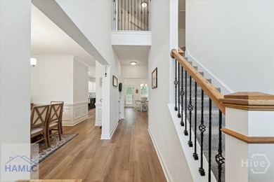 Spacious 4-bedroom 2.5 bath home features grand foyer with - photo 4