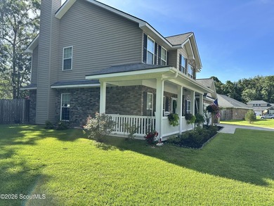 Welcome to this beautifully maintained 5-bedroom, 3-bath brick - photo 4