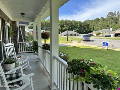Welcome to this beautifully maintained 5-bedroom, 3-bath brick - photo 8