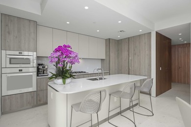 NEW, Turn-key, move-in ready residence with stunning waterfront - photo 5