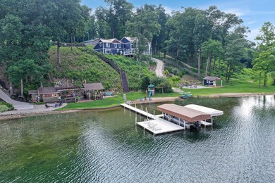 This 5-bedroom, 3.5-bath, 4,600-square-foot 3-year-old home - photo 38