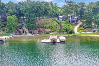 This 5-bedroom, 3.5-bath, 4,600-square-foot 3-year-old home - photo 39