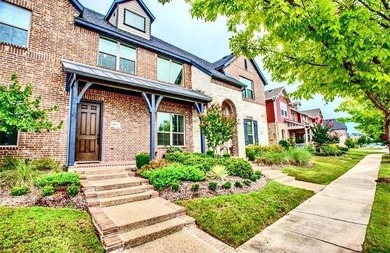 Lake Viridian Townhome/Townhouse For Sale in Arlington Texas