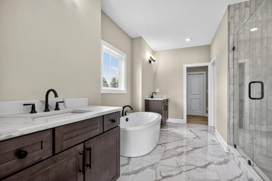 Price Improvement!! Experience breathtaking views and exquisite - photo 15