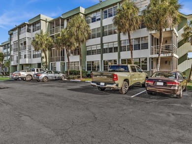 Welcome to Watergate Condominium No. 4 in Hollywood, FL, where - photo 17