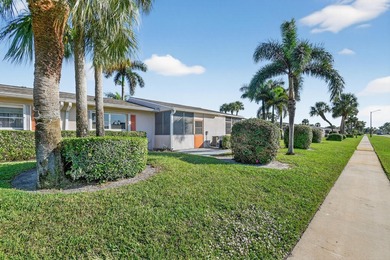 Charming 2 bedroom, 1 bathroom villa in the desirable Dudley - photo 35