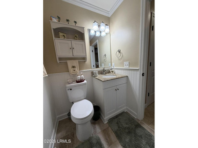 Charming 3-bedroom, 1.5-bath brick home situated on nearly half - photo 37