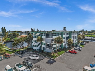 Welcome to Watergate Condominium No. 4 in Hollywood, FL, where - photo 44