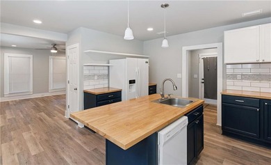 This stunning Victorian home is a must-see in Historic Downtown - photo 9