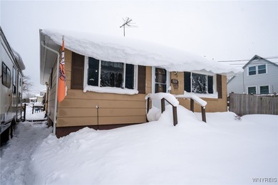 Lake Erie Home For Sale in Angola New York