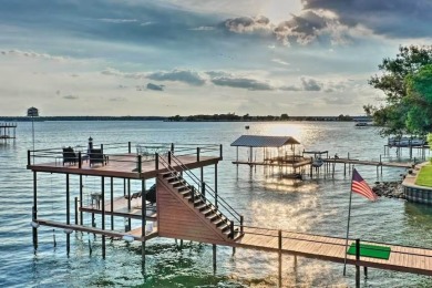 Cedar Creek Lake Home For Sale in Gun Barrel City Texas