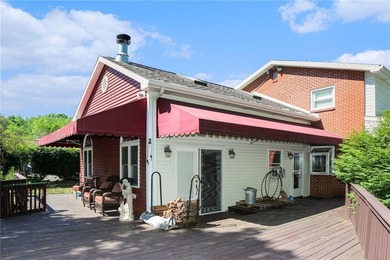 17.8 Acres + Multiple Dwellings + Exceptional Amenities! A rare - photo 5