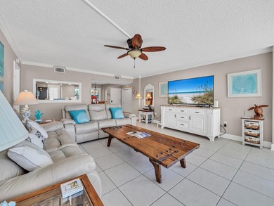 Breathtaking views from every room. Directly on the beach this - photo 26