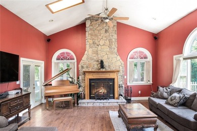 17.8 Acres + Multiple Dwellings + Exceptional Amenities! A rare - photo 9