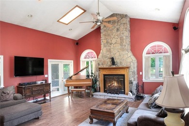 17.8 Acres + Multiple Dwellings + Exceptional Amenities! A rare - photo 10