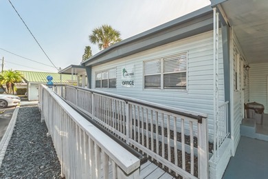 This cozy yet spacious 2-bedroom, 1-bath home offers comfort - photo 36