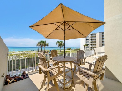 Breathtaking views from every room. Directly on the beach this - photo 42