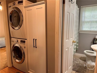 Welcome to 5649 Emory Drive, Savannah, GA-a charming 2-bedroom - photo 6