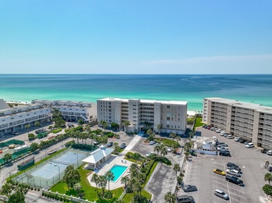 Breathtaking views from every room. Directly on the beach this - photo 49
