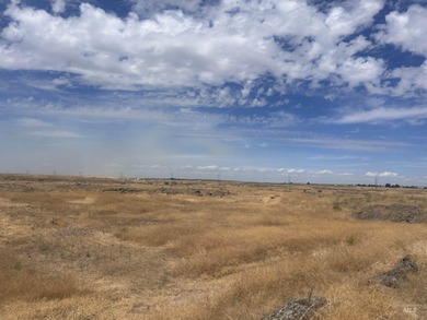 Wilson Lake Acreage For Sale in Hazelton Idaho