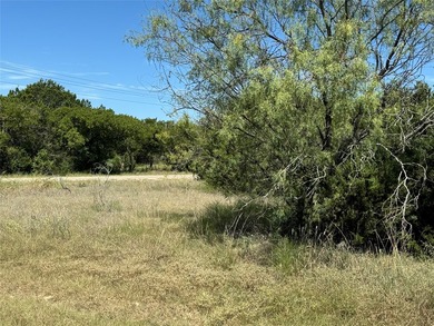 Little over a quarter acre corner lote enjoy community living - photo 6