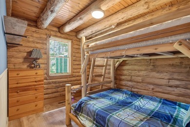 Well maintained and cared for, this charming log home retreat - photo 23