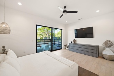 Set on just over half an acre in the heart of Blue Mountain - photo 25