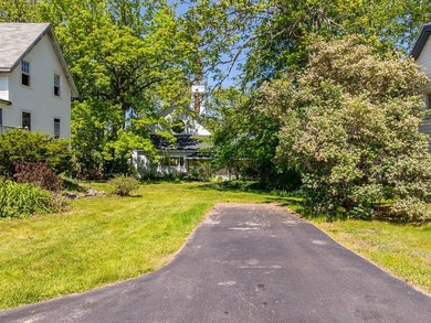 Spacious family intown home featuring an attached two-story barn - photo 28