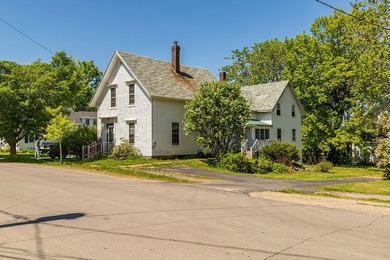 Spacious family intown home featuring an attached two-story barn - photo 33