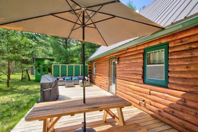 Well maintained and cared for, this charming log home retreat - photo 34