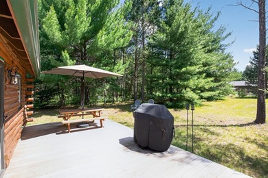 Well maintained and cared for, this charming log home retreat - photo 35