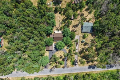 Well maintained and cared for, this charming log home retreat - photo 39