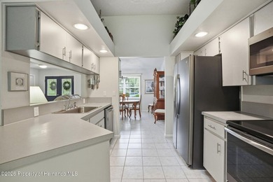 Welcome to this FULLY FURNISHED and METICULOUSLY MAINTAINED - photo 4