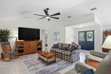 Welcome to this FULLY FURNISHED and METICULOUSLY MAINTAINED - photo 8