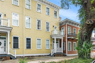 This charming 2-bedroom, 2.5-bath condominium in Savannah's - photo 1