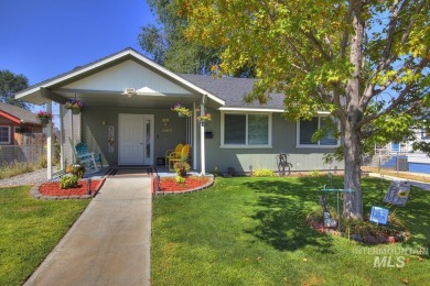 Lake Lowell Home For Sale in Nampa Idaho