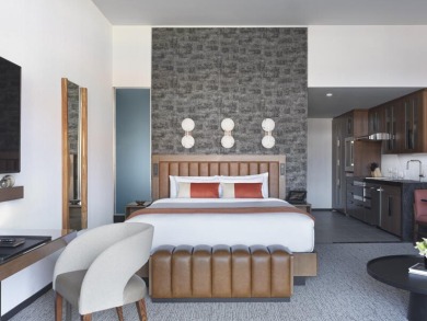 Available now! Condo is currently in the Rental Program