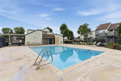 627 N Bristol 32 - photo 21